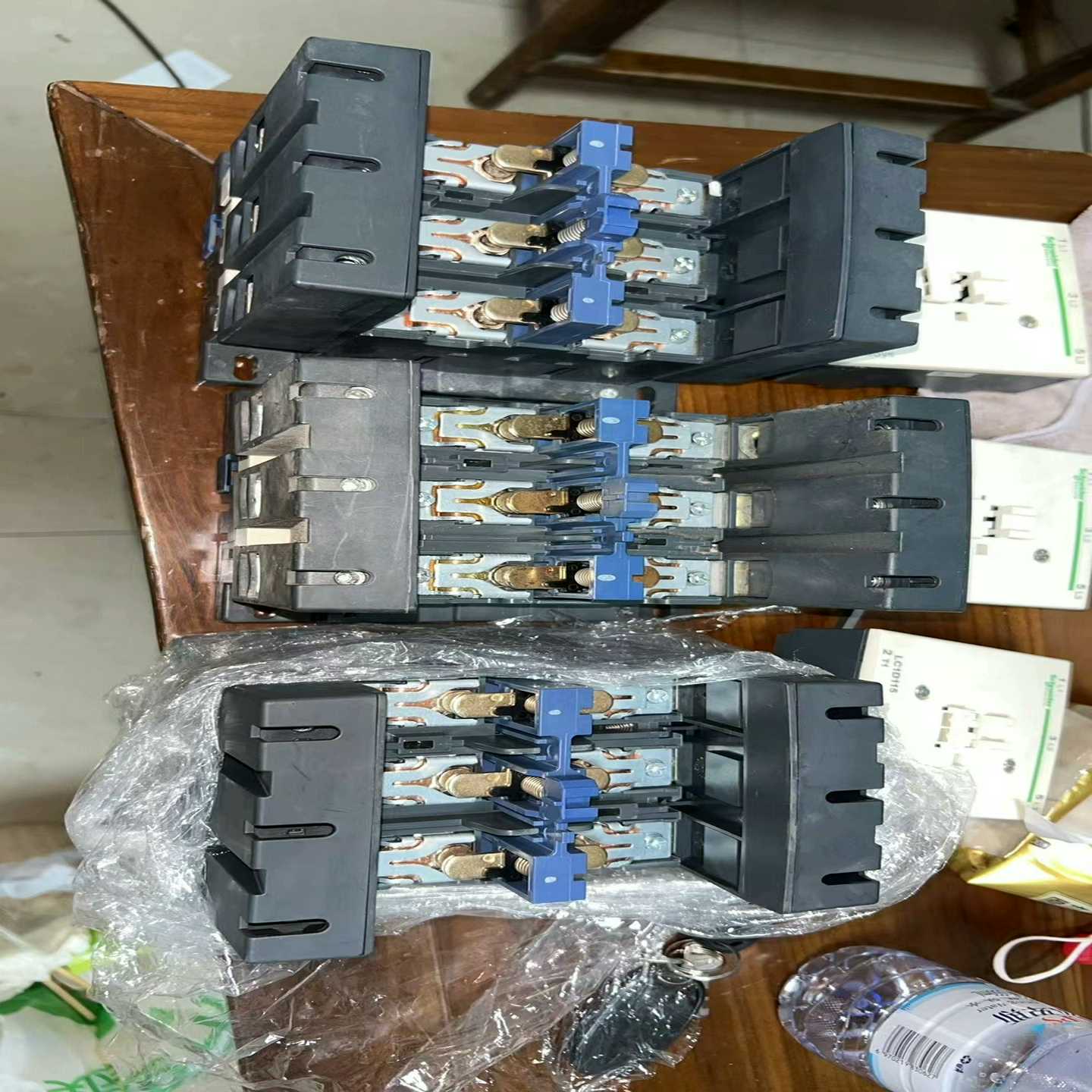 询价~施耐德LC1D150接触器，LC1D170    L