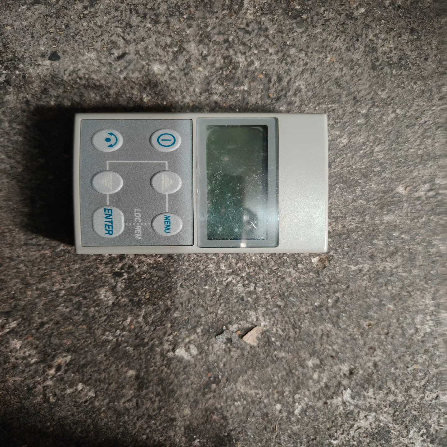 ABB变频器面板ACS100-PAN。 成色不错 功（佳毅工控）