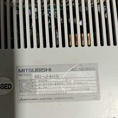 拆机十个施耐德控制器，73330~议价