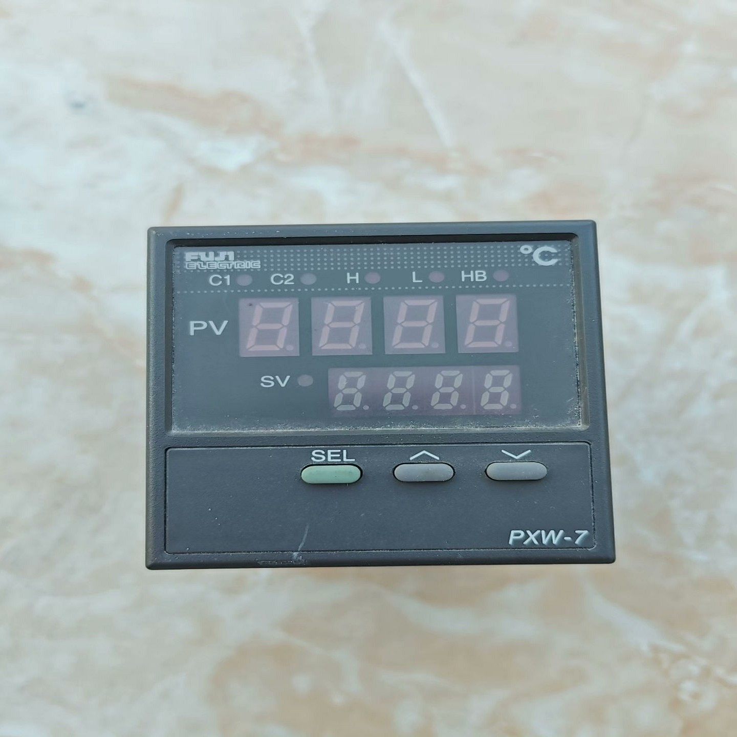 富士温控器PXW7TCY2-8V000-A--议价商品