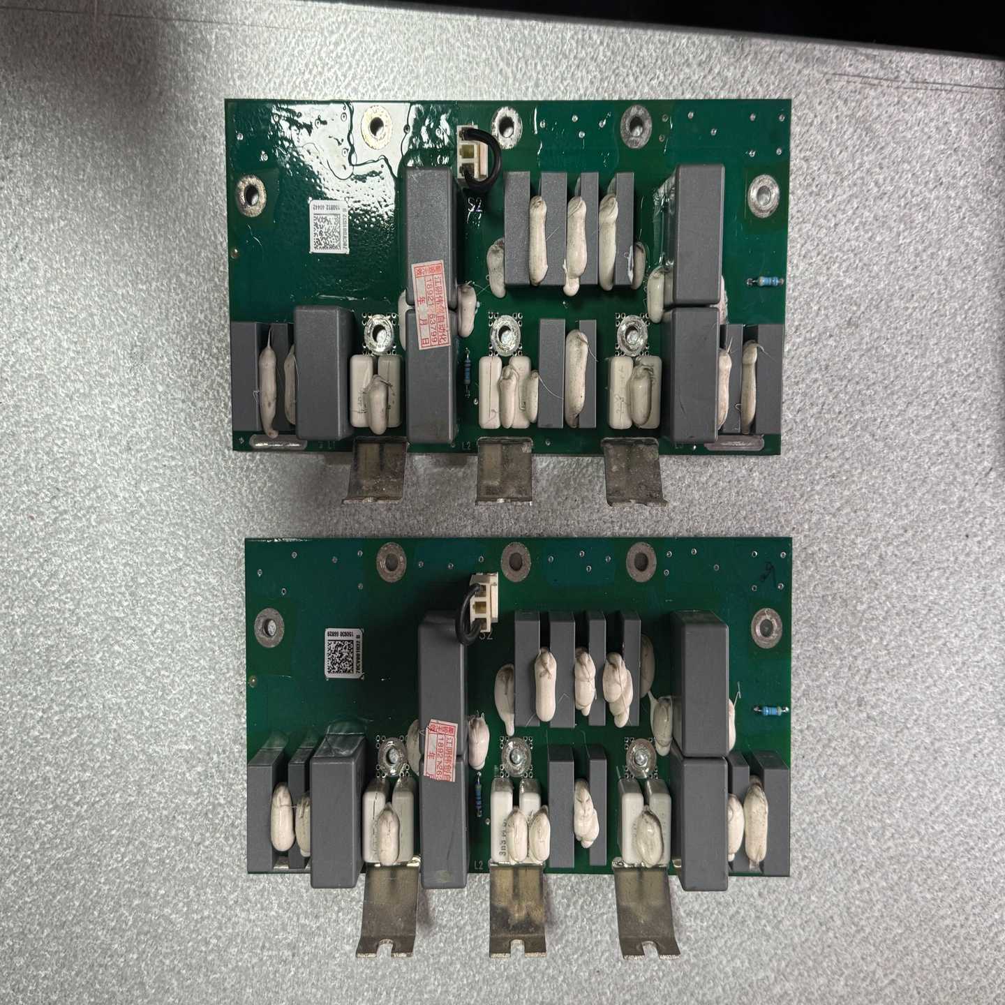 70CVB01832B伟肯变频器100系列进线滤波板防雷板询价