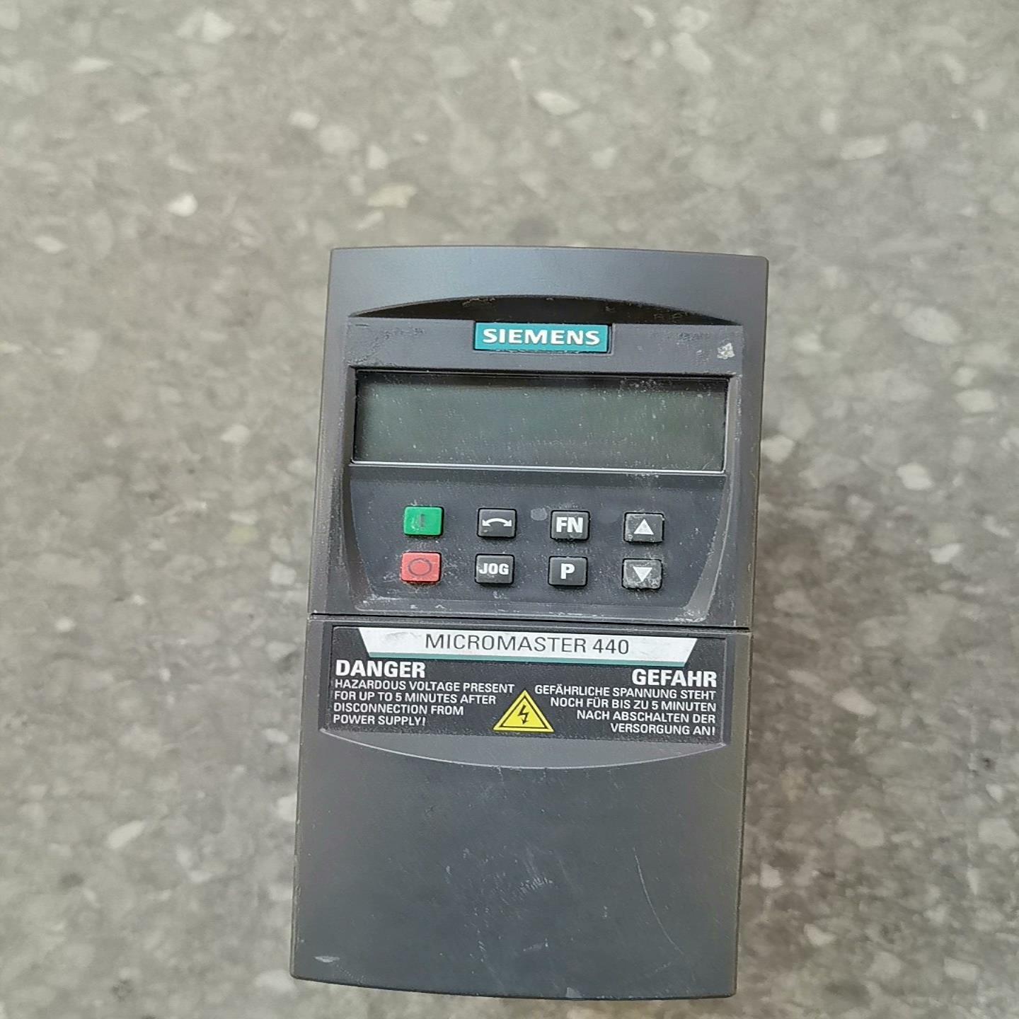 变频器0.55KW 6SE6440-2UD15-5AA~询价