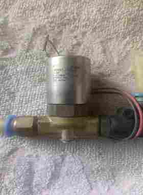 电磁阀VDW31-5G-3-02，如图，就~议价