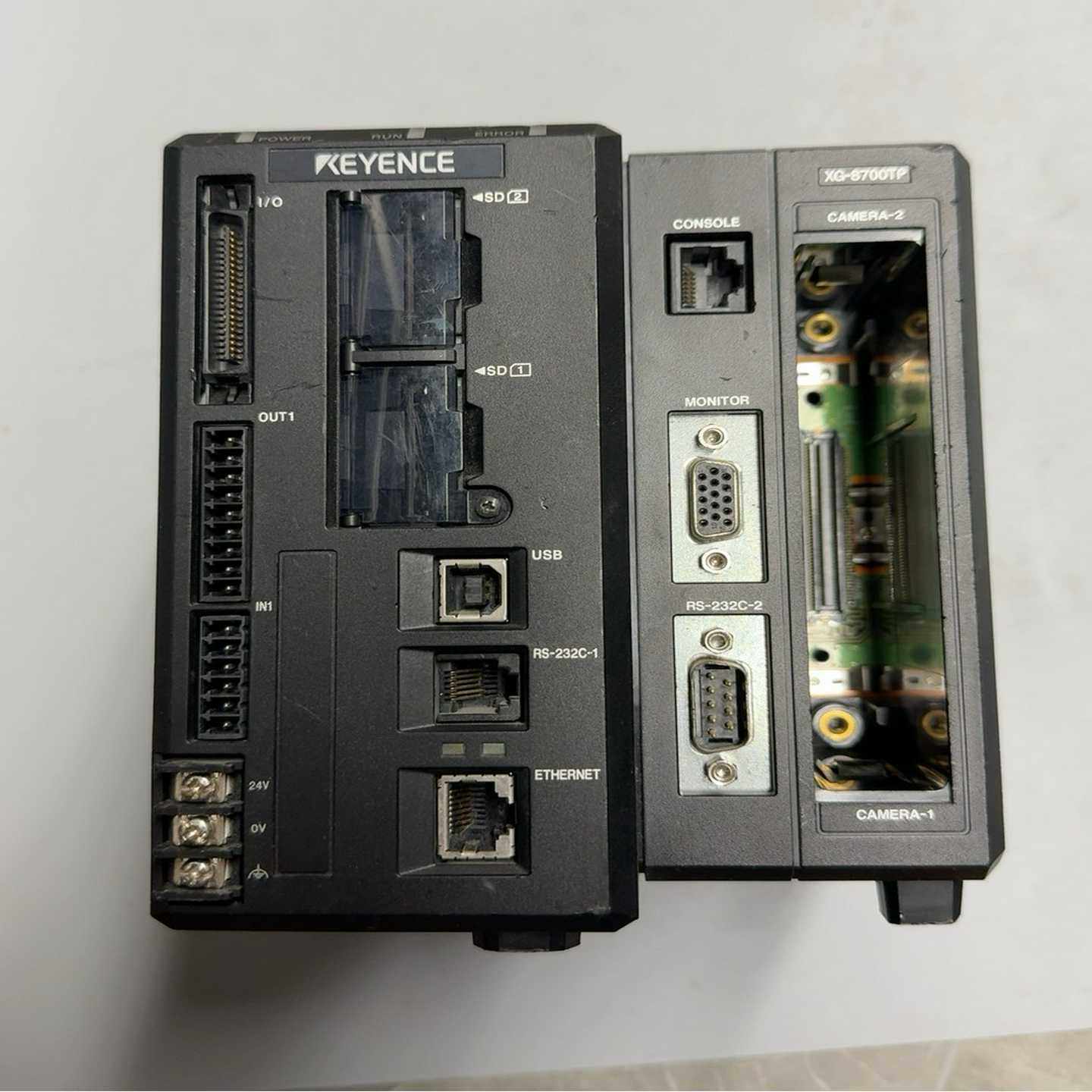 基恩士KEYENCE+XG-8700TP视觉控制器，成色不错{议价}