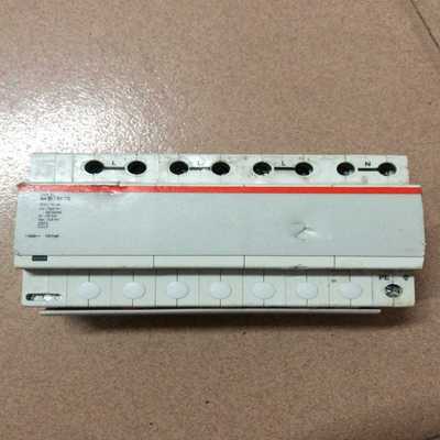 ABB 3N 25 －255 TS浪涌、防雷保护器。成色如图（电子设备）