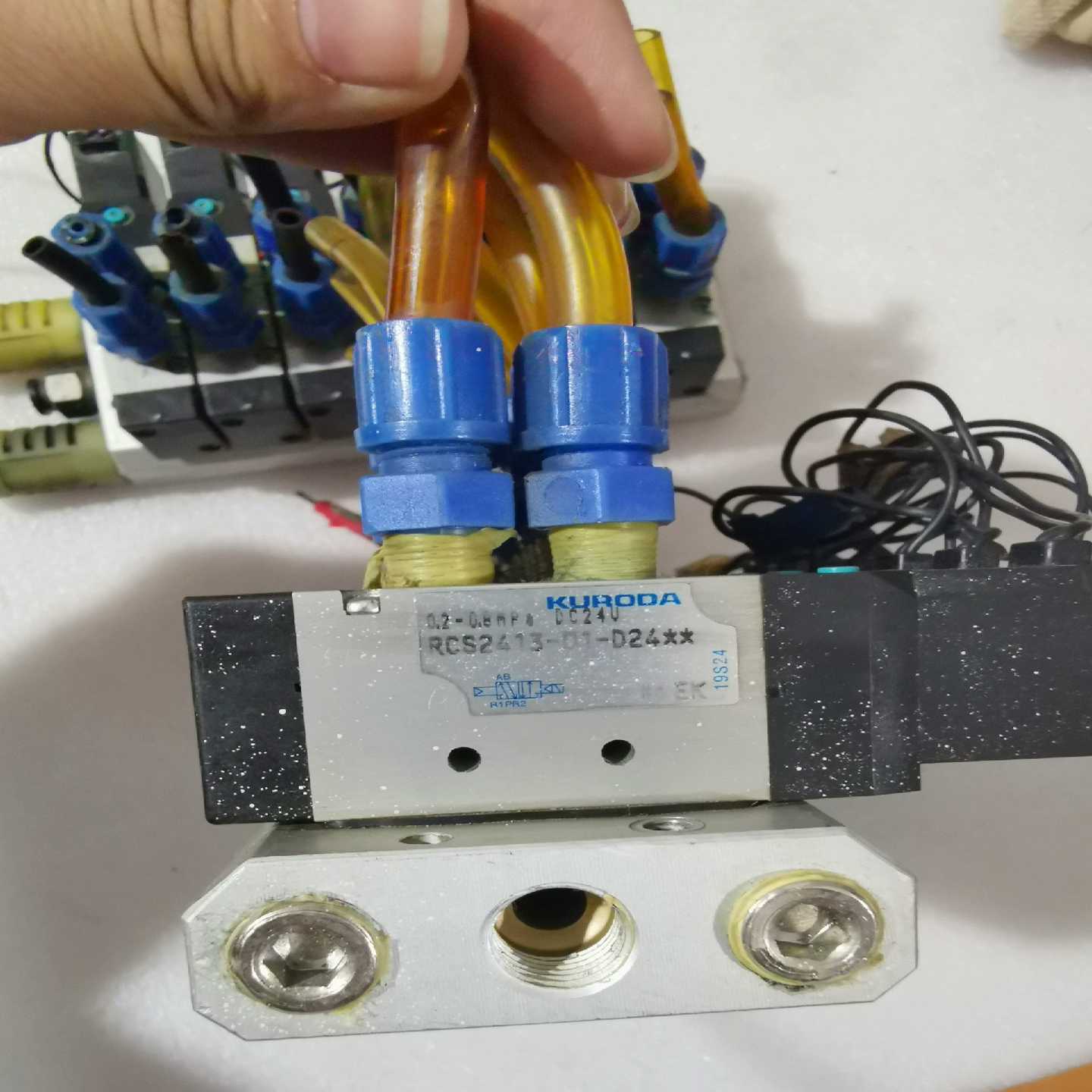 议价黑田精工电磁阀RCS2413-01-D24**