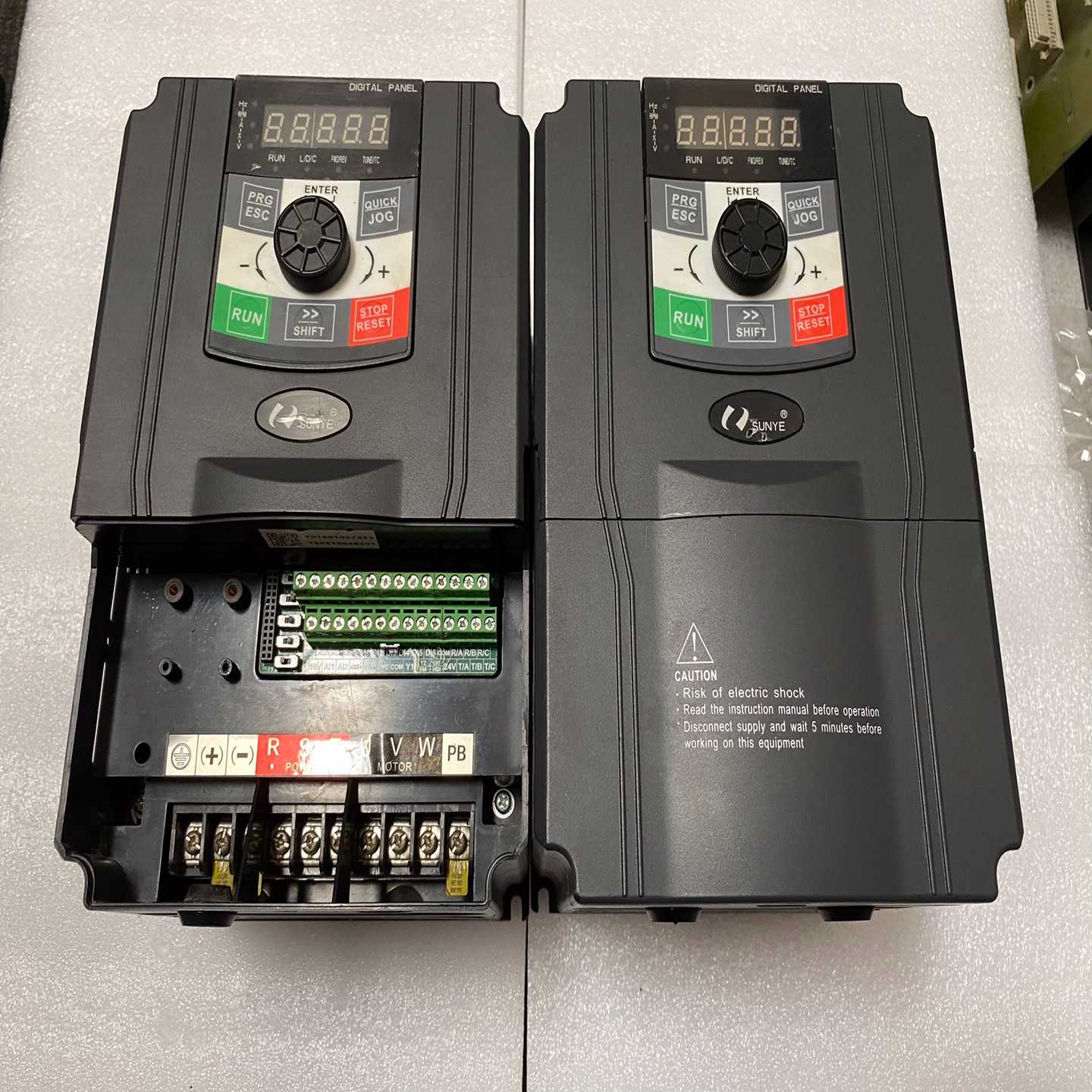 日业变频器CM530-B04T7R5G/9R0PB，功能(亚飞商行）