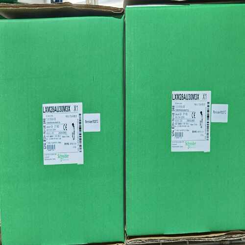 28系列伺服驱动器3KW LXM28AU30M3X~询价