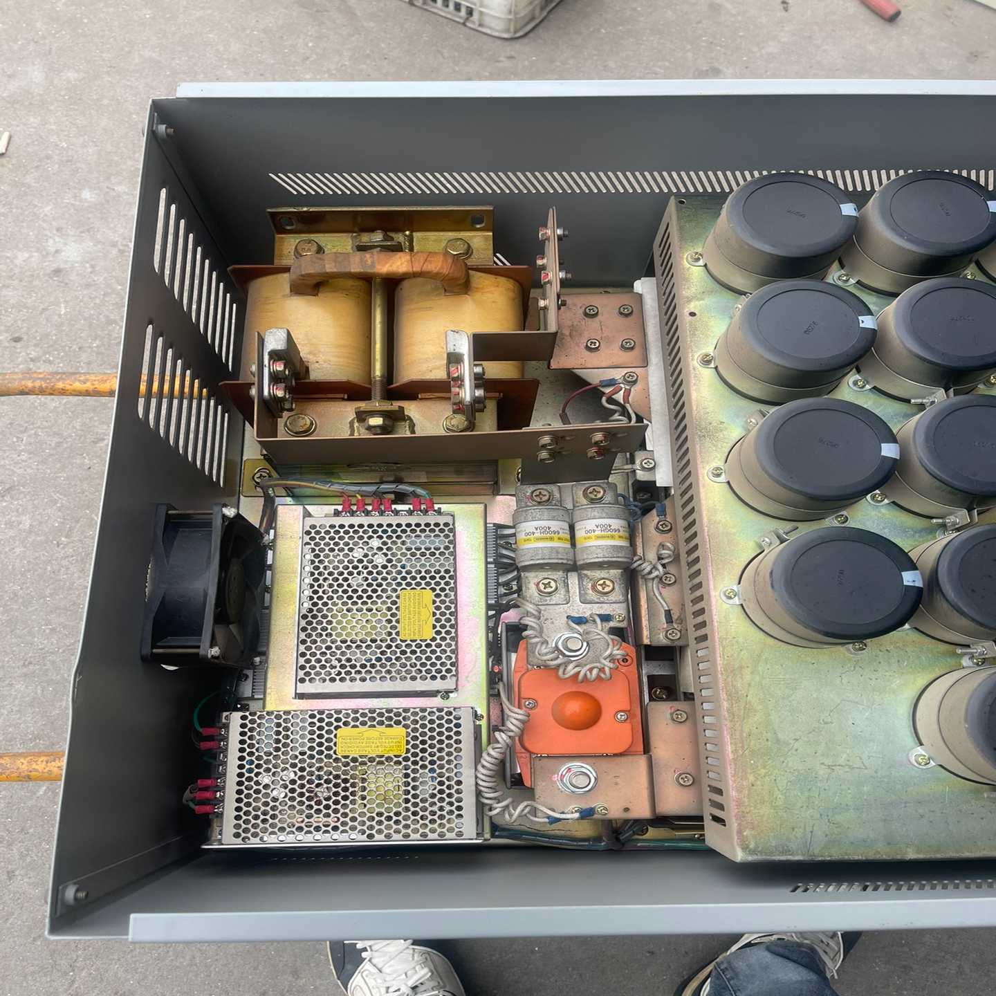 议价正泰变频器NVF2-220/PS4/220KW/380PV拆机维修/现货