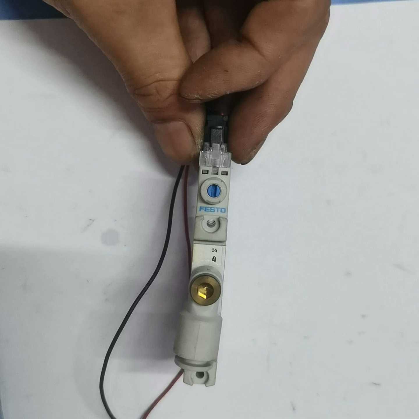 咨询-FESTO费斯托电磁阀VUVG-LK10-M52-AT-