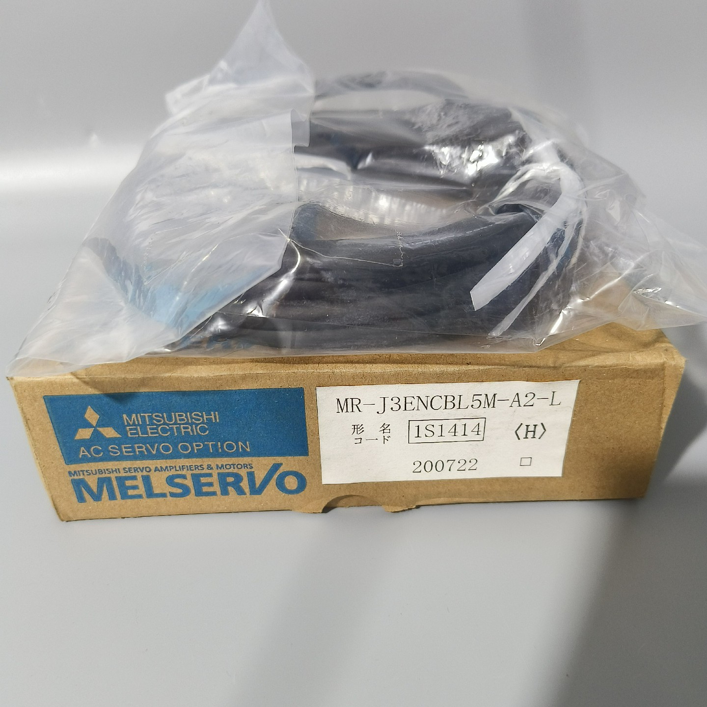 询价~MR-J3ENCBL5M-A2-L，日本！有