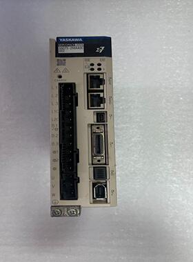 SGD7S-2R8AA0C安川七系400瓦伺服驱动器，功[浩蓉商户]