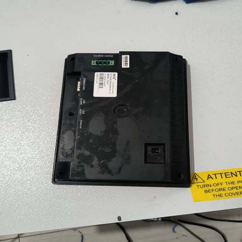 DCCE 触摸屏 TP107T，通电如图，功能正常~询价