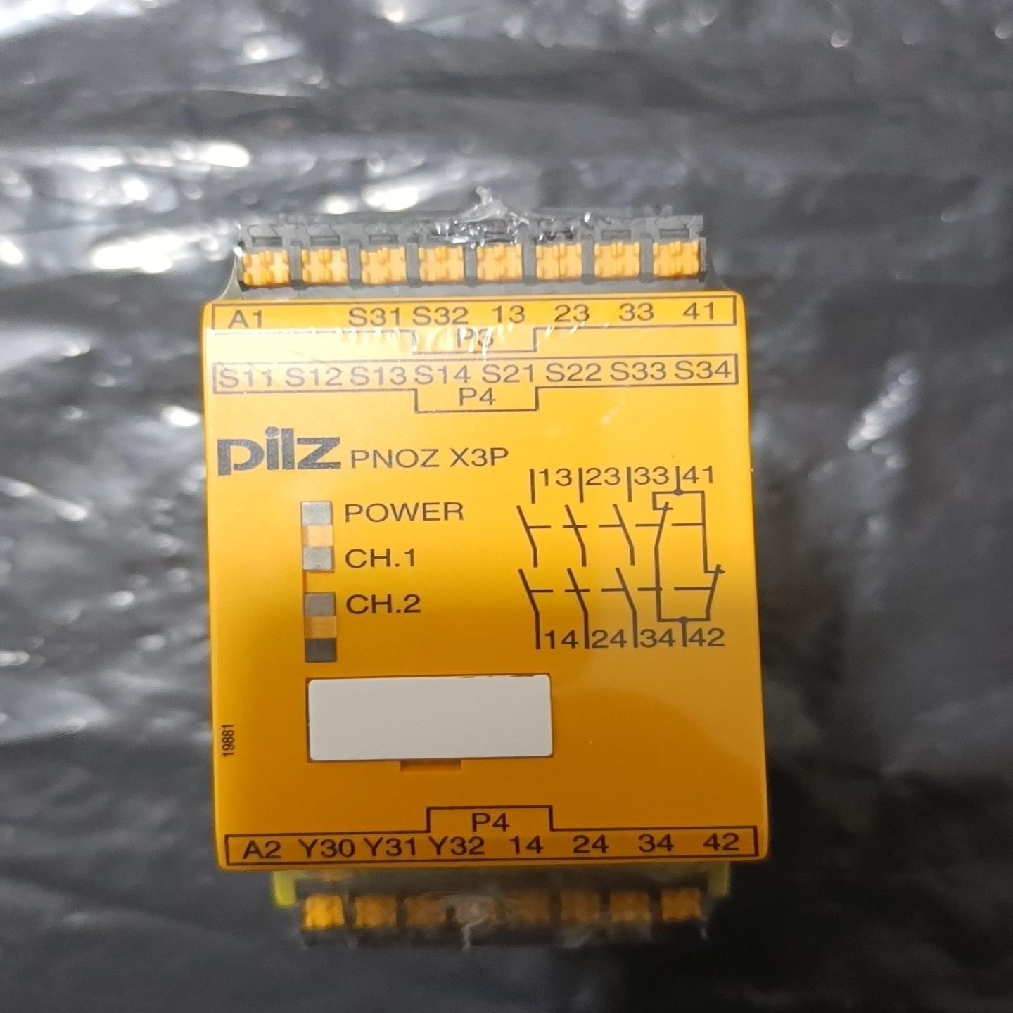 皮尔兹安全继电器PNOZ X3P C24VDC 24VAC（佳毅工控）