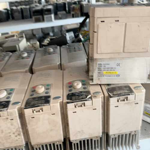 询价~蓝海华腾变频器2.2kw/380型号：E5-H-4T2.2G