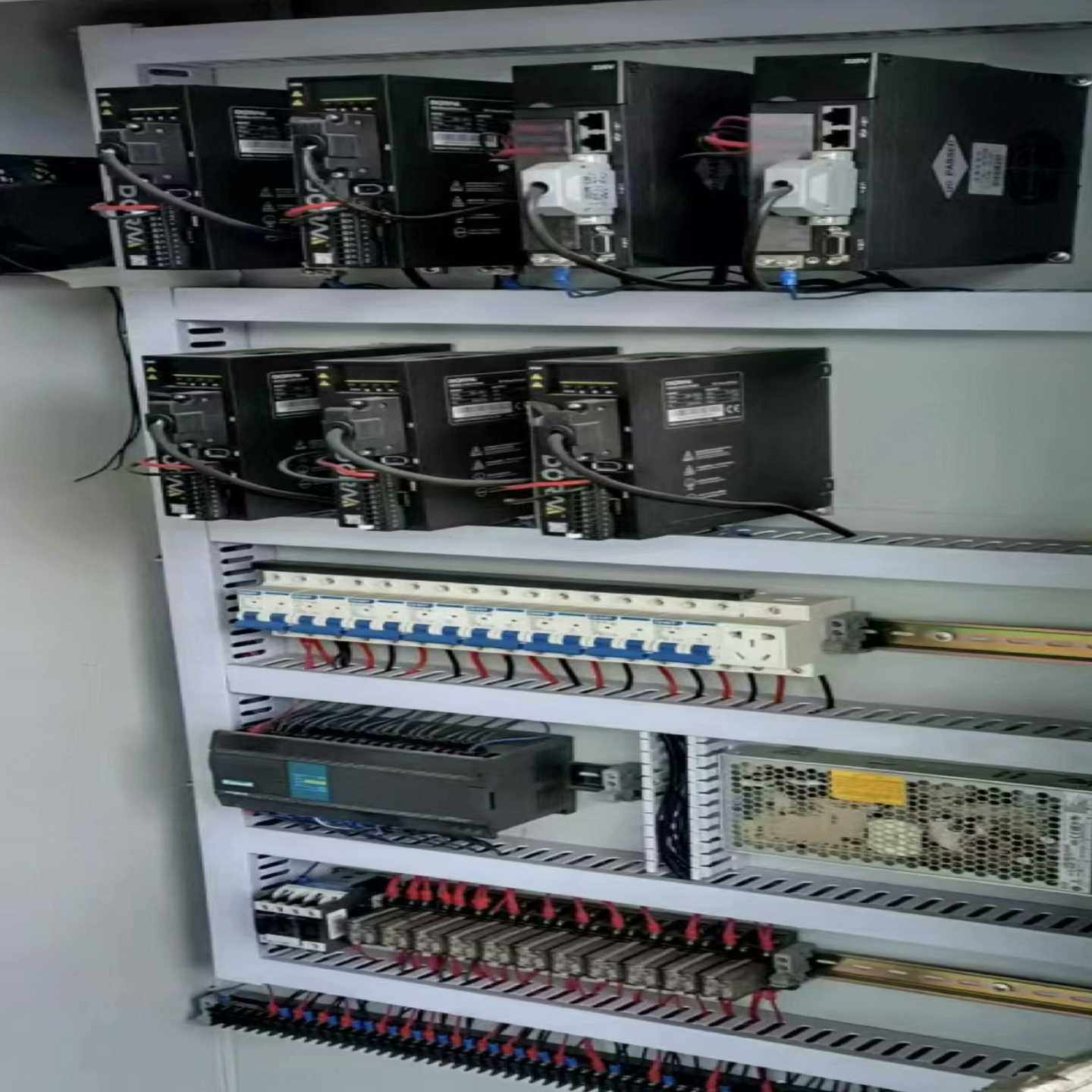 东菱400w伺服驱动器，有5个。装机未用。询价,3C数码配件,其它配件,淘宝优惠券,粉丝福利购,淘宝优惠卷