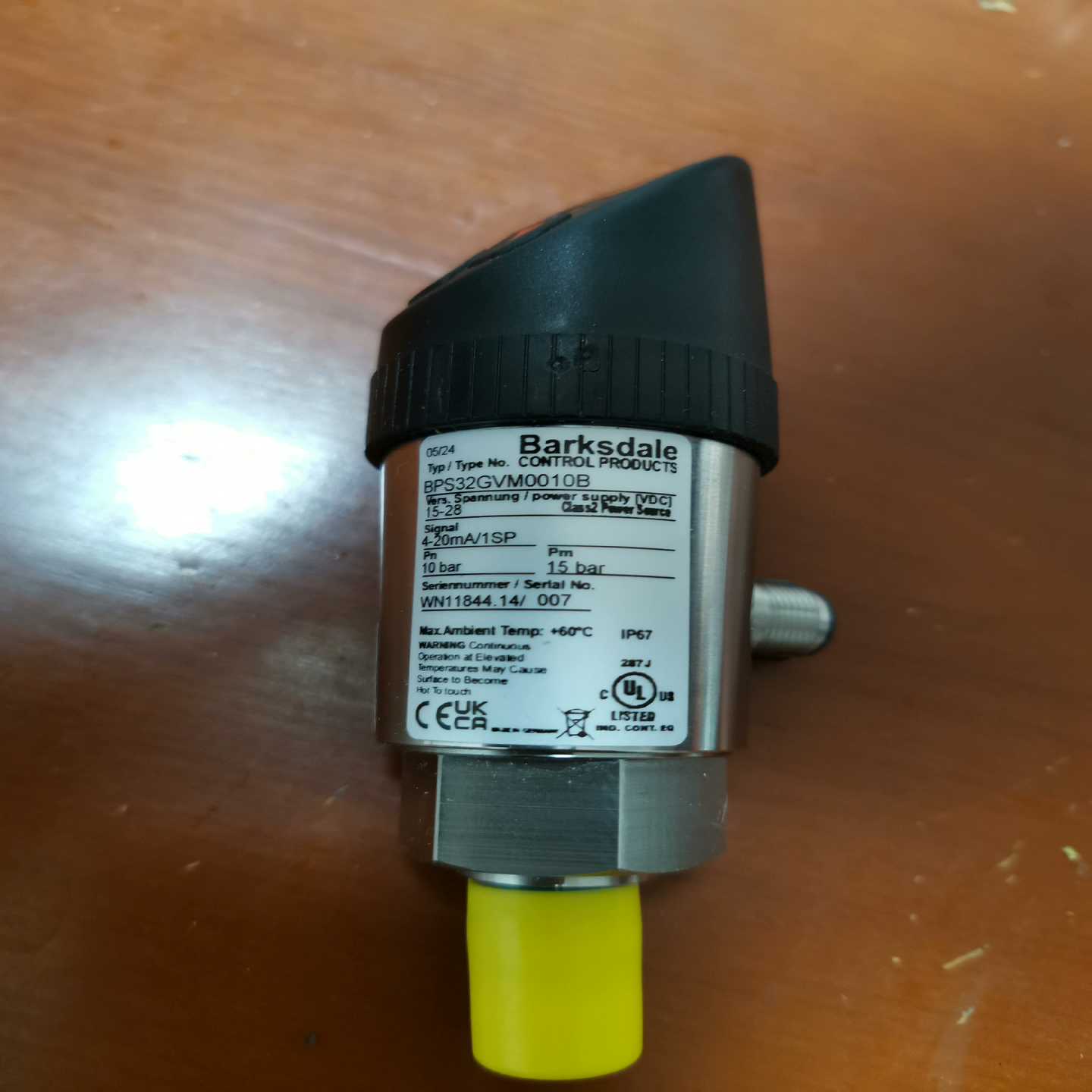 询价~BANNER邦纳LE550U激光测距传感器86752