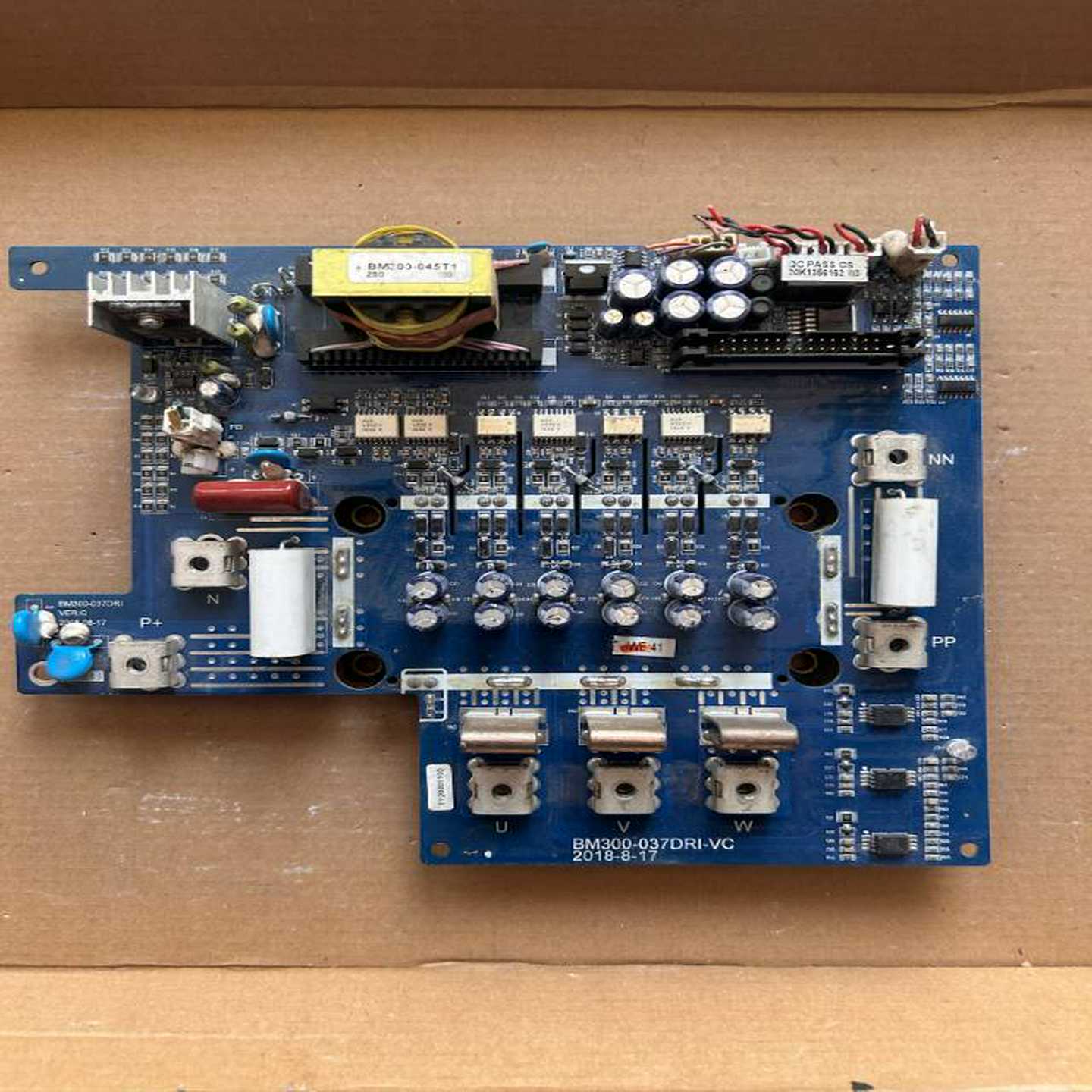 （议价）日业变频器驱动板BM300-037DRI-VC