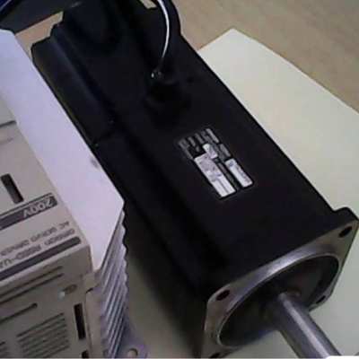 SGMG-09A2AB/SGMG-13A2AB安川简易版伺服电机驱动器套装