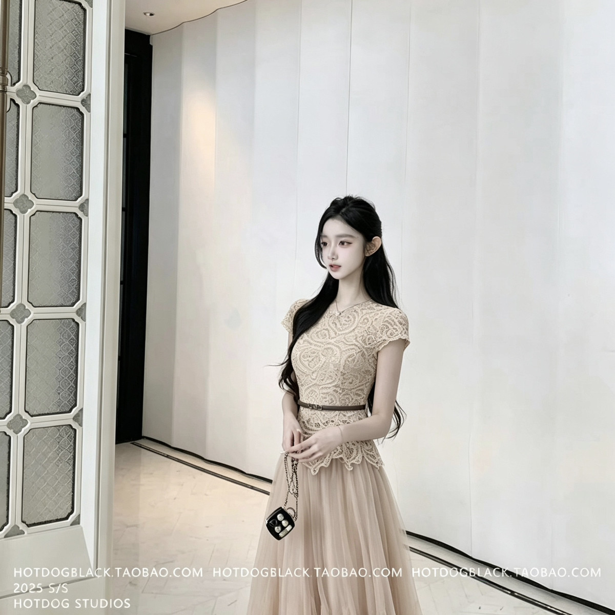 MEI ZI 美姿-感女神蕾丝镂空上衣+吊带+半身裙三件套套装(配腰带)
