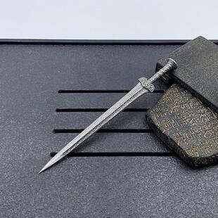 龙泉市越王勾践兵器迷你小号浮雕青釭剑复古微小兵器茶针茶桌摆件