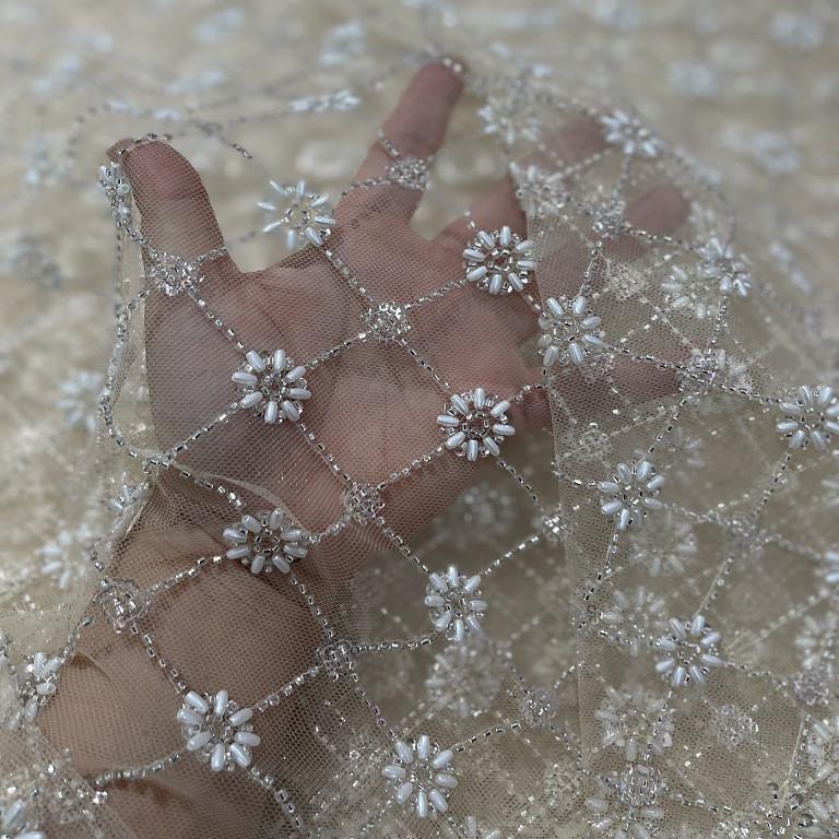 千金名风MIUMIU风面料米珠珠管面料七片花绣花网纱时装设计师DIY