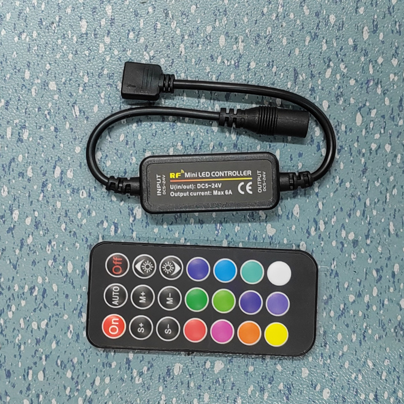 5v24伏LED灯带控制器RGB七彩无线遥控器21键迷你调光小黑壳控制器
