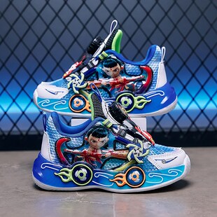 夏季新款男童哪吒网面透气运动鞋儿童旋转纽扣防水发光学生休闲鞋