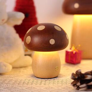 三思工房实木可爱蘑菇灯氛围灯沙发卧室床头灯书房儿童房装饰台灯