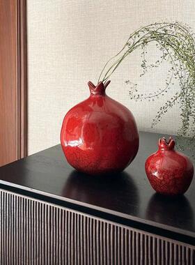 手工陶瓷红色石榴花瓶中国红水果摆件新中式客厅书架高级装饰品