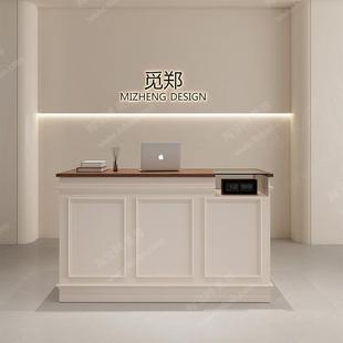 奶白色吧台银台烤线条前台接待收台奶茶店转角甜品店蛋糕店漆柜台
