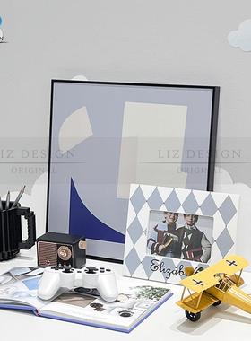 QEK样板房摆间房飞行小员主题儿童房摆件男孩桌面装饰孩房软装相