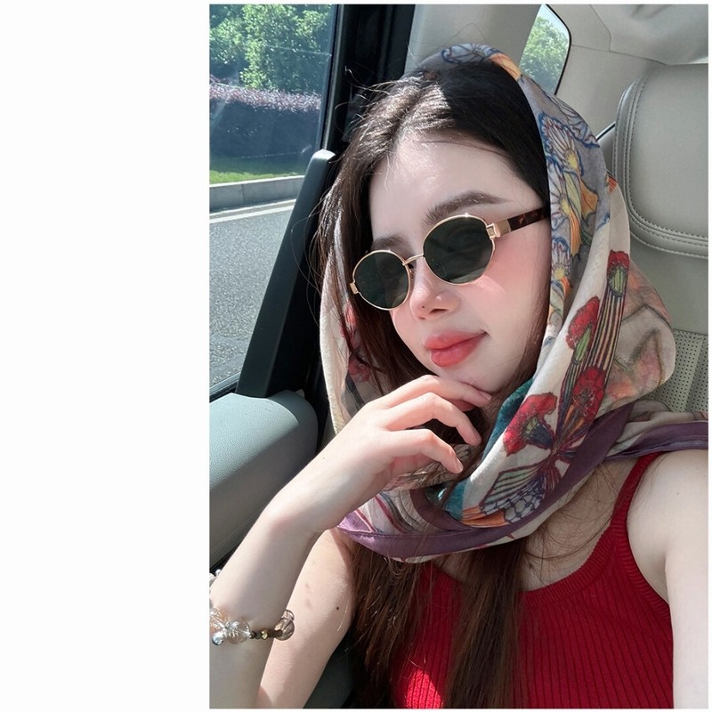 同款小红书【】百变防晒方巾法式复古印花女夏季小众设计多种厂家