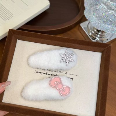 雪花氛围感秋冬毛绒发夹掰掰夹雪花粉色蝴蝶结刘海夹侧边夹头饰