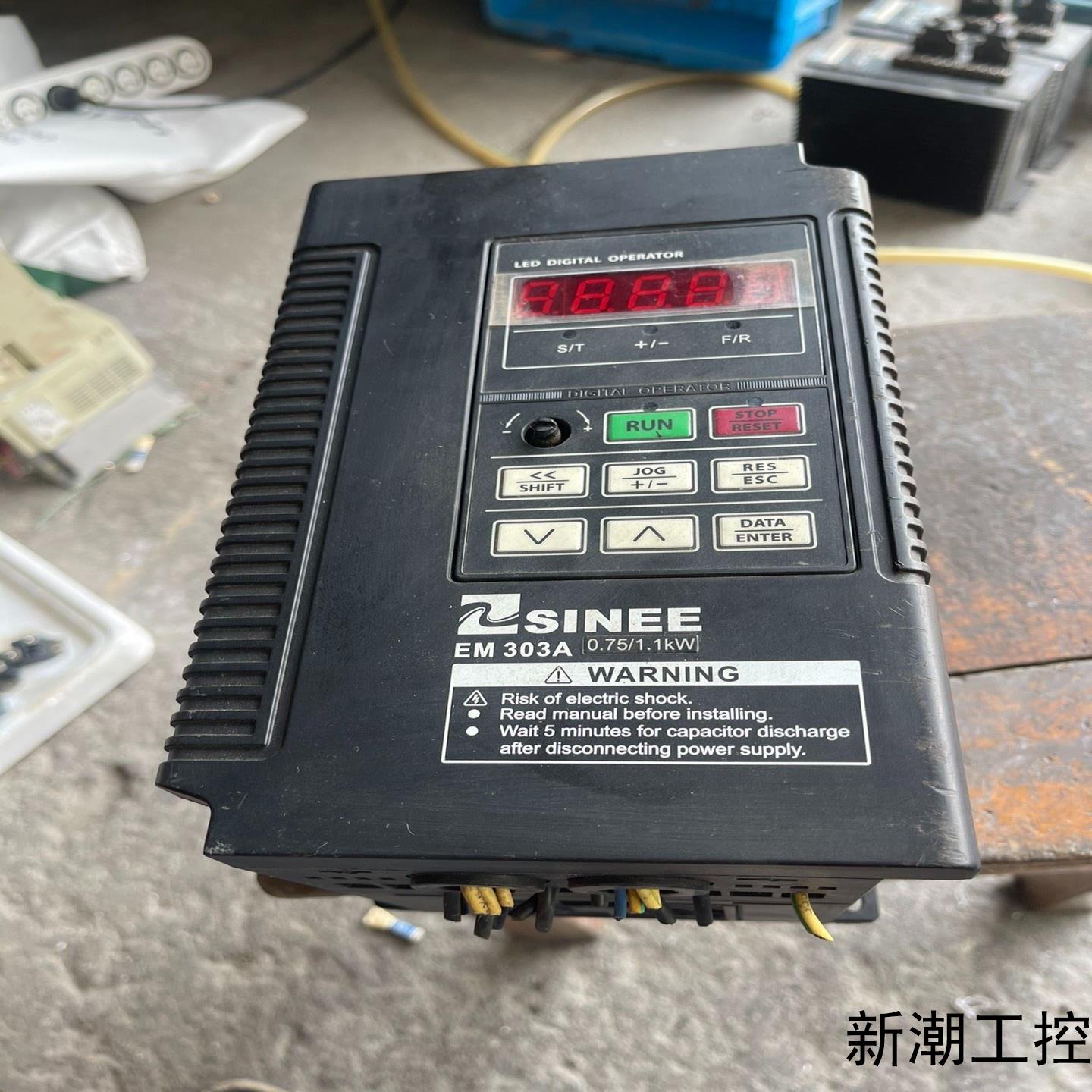 正弦变频器型号EM303A-0R7G1R1P-3AB3议价商品