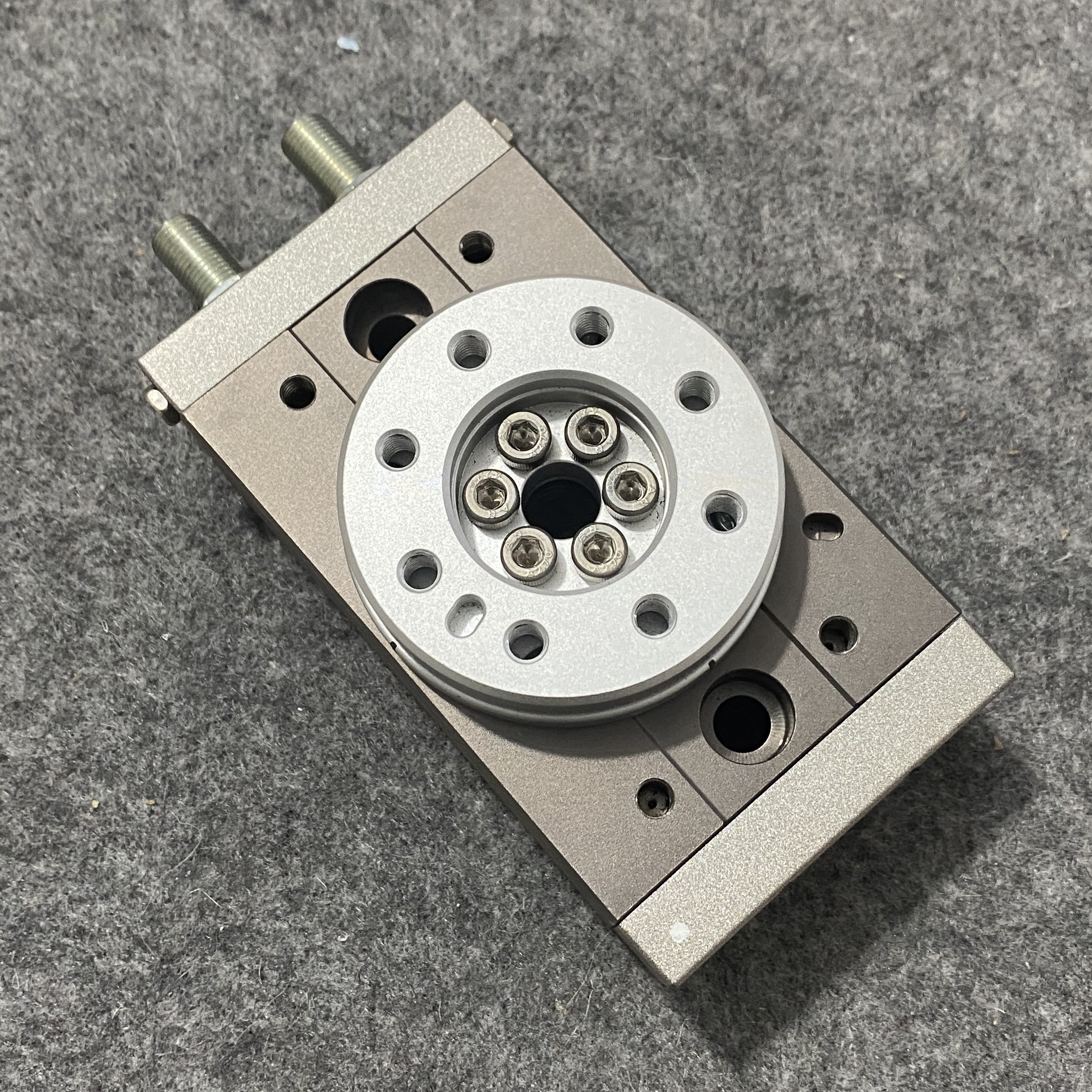 SMC全新原装低速旋转气缸MSQXB30A  MSQXB20A  MSQXB10A L3H3R