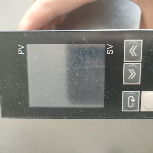 欧姆龙温控器E5ENR3HO1TCFLK拆机件成色如，议价商品