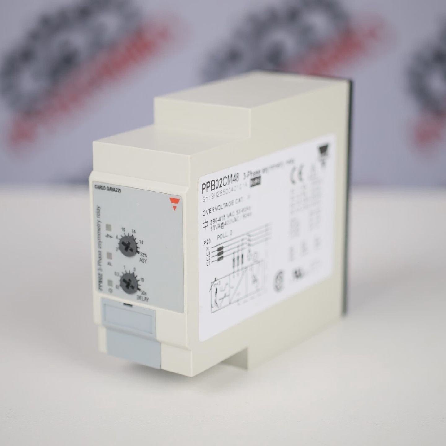CARLO GAVAZZI PPB02CM48 REL ASIMMETRICO TRIFASE  6 mesi di g - 实物图