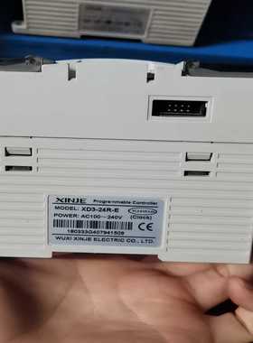 信捷PLCXD3-24R-E，实物拍摄，成色漂亮。电压AC--议价商品