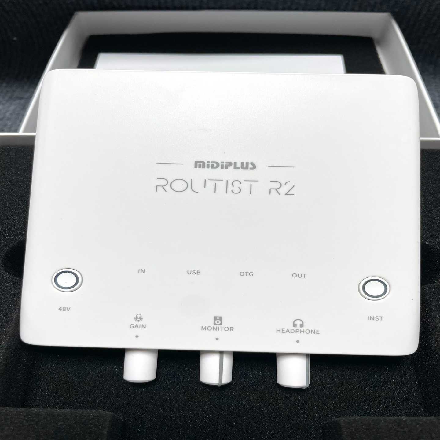 低价出整套话筒声卡,迷笛R2声卡得胜PCK220电容麦,保--议价商品
