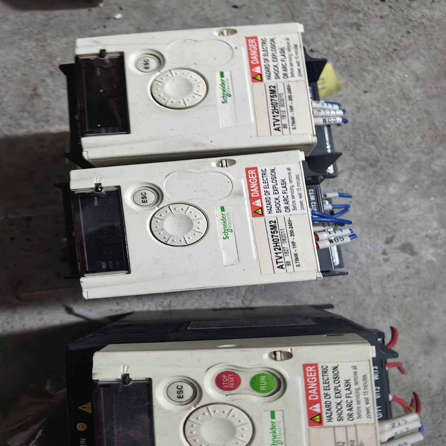 ATV12HU15M2 ATV12H075M2 质量保~询价