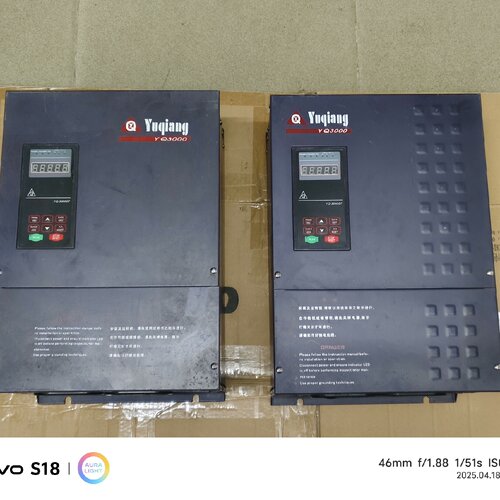 寻拆机誉强变频器YQ3000G74030G37P