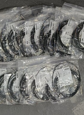 寻IBALLUFF巴鲁夫BCS00PJBCSM12BBG2PSC40DS04K电容式传感器