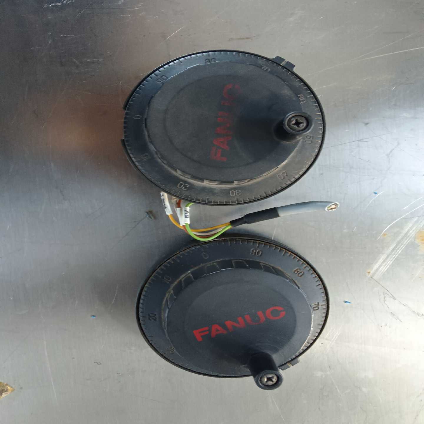 议价发那科手轮，拆机功能包好成色实物拍摄，两只打包20适用