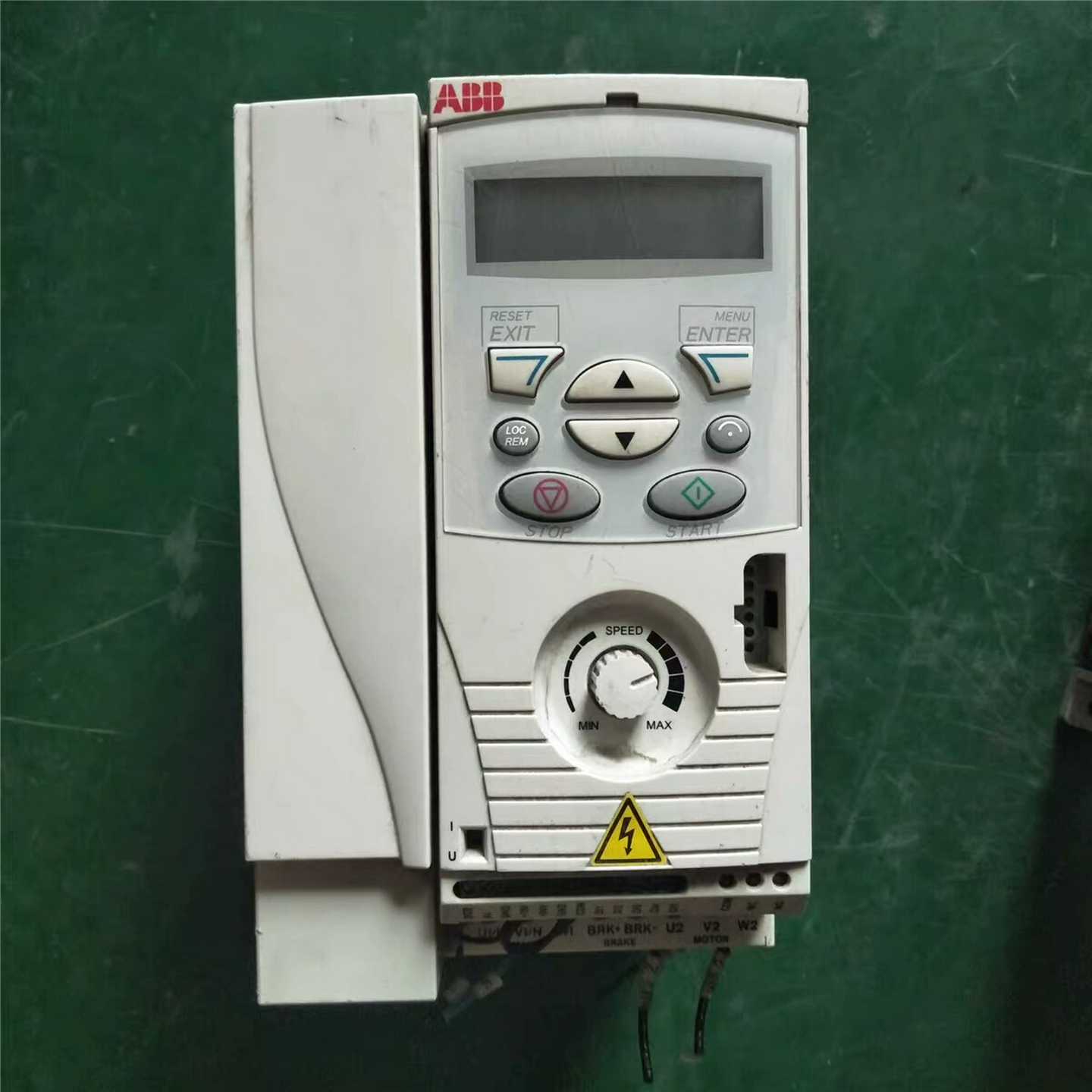 1.5KW变频器ACS150-01U-07A5-2