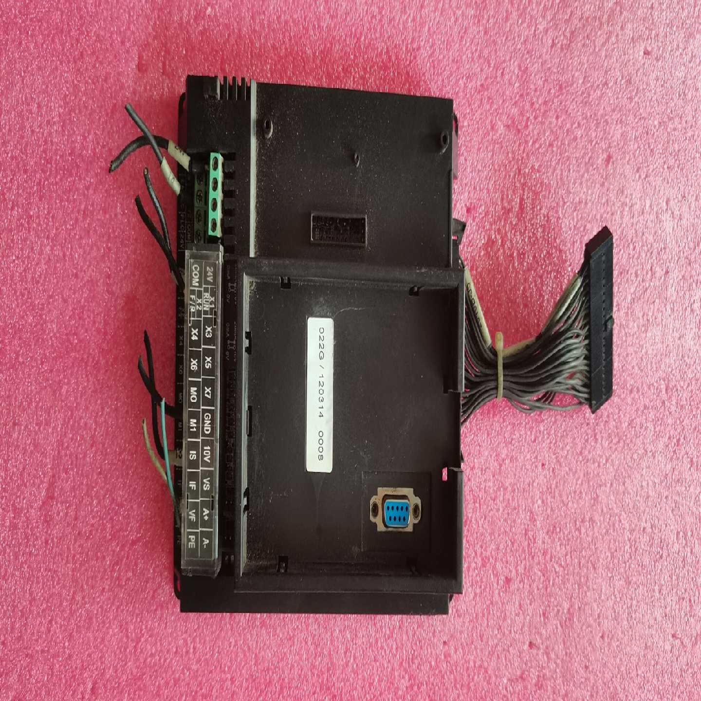 正弦变频器EM330A-022G/030P-3A--议价商品