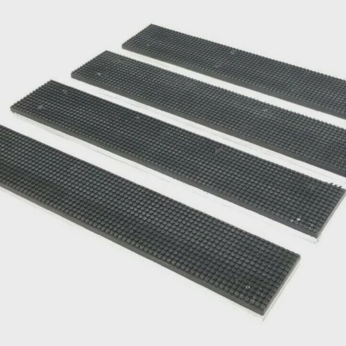 LOT OF 4 REIS ROBOTICS USA 5124438 RUBBER CHEEKS 778 IN. L 1