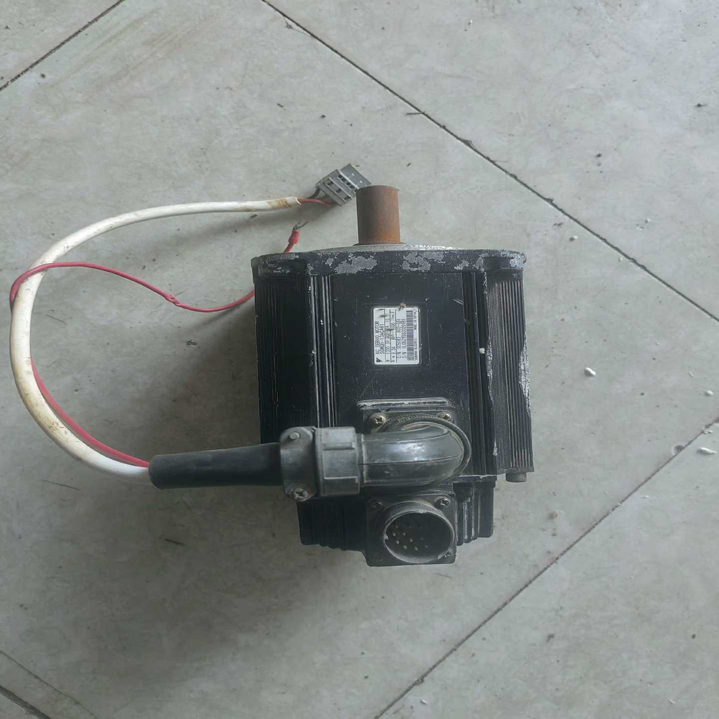 安川SGMGH－13ACA61电机工厂搞来的800需要的拿【鑫鑫商铺】