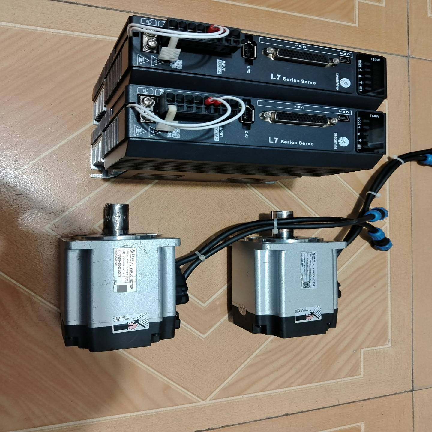 750w雷赛伺服电机L7-750，电机ACM2-08008H询价