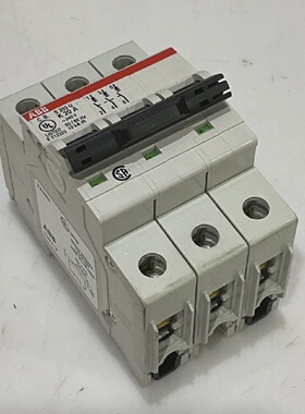 ABB S203UK20 CIRCUIT BREAKER 3 POLE 5060HZ U3S
